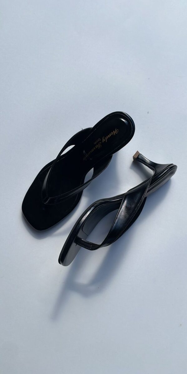 SANDALIAS DE TACON HANNA